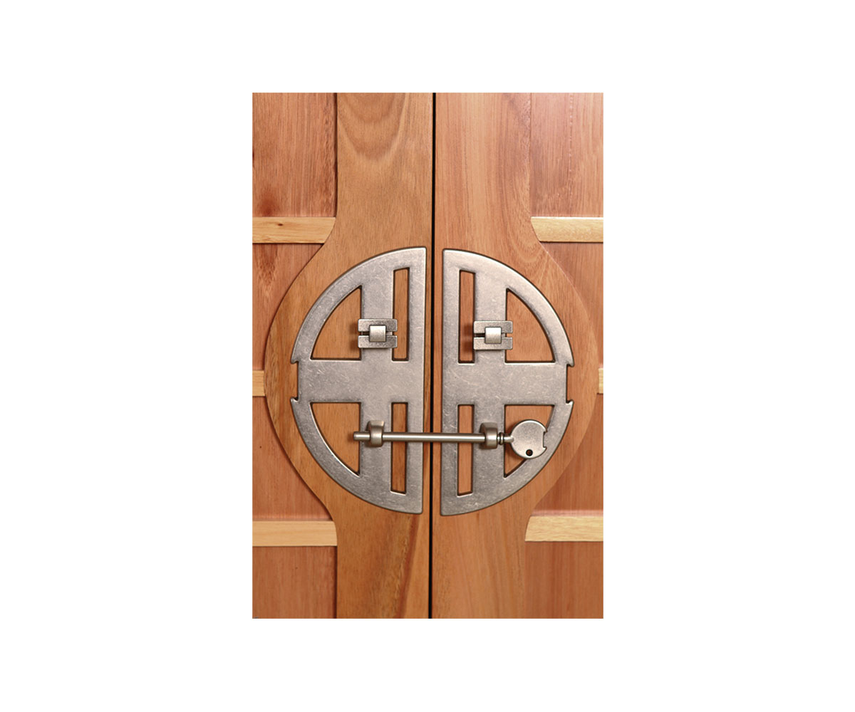 Olbrich Gardens Armoire - Image 2